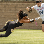 tips-bertahan-cerdas-dalam-gim-flag-football