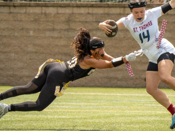 tips-bertahan-cerdas-dalam-gim-flag-football