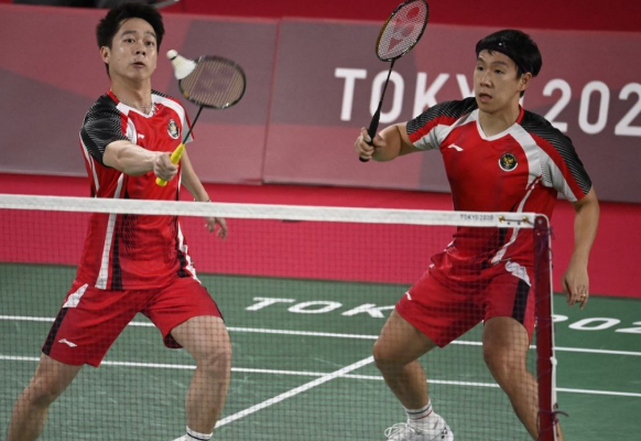 strategi-ganda-badminton-untuk-dominasi-lapangan