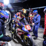 Peran Tim dan Komunikasi dalam Balapan Profesional